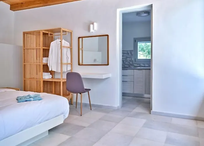 Pine Hébergement de vacances Isterni (Paros)